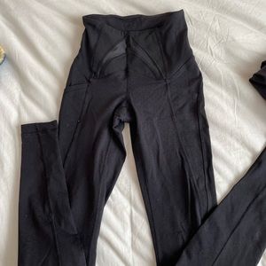 Super cute black high rise Lululemon pants